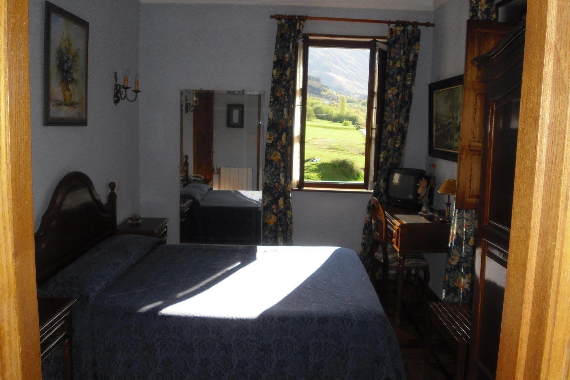 Hotel Rural Villa Elena Panes Exterior photo